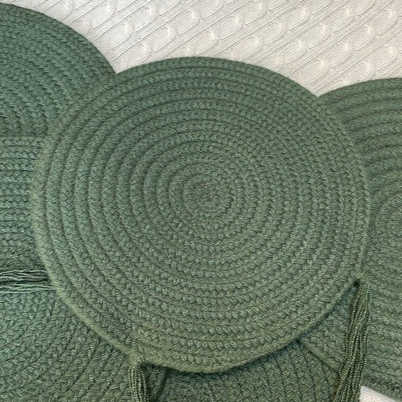 Braided circular chair seat covers/pads Lot of 5. 15” diameter. 17” tassels/ties - Picture 2 of 9
